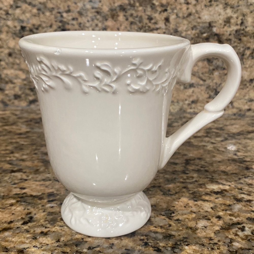Harry & David floral embossed older style mug